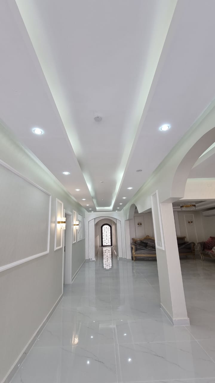 Arched marble hallway, Al Rahba